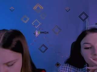 dina-bloom