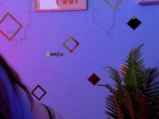 dina-bloom