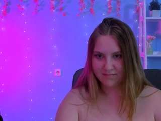 dina-bloom Sex Cam Show