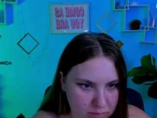dina-bloom Sex Cam Show