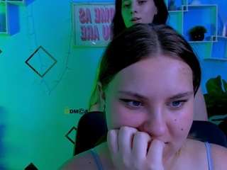 dina-bloom Sex Cam Show
