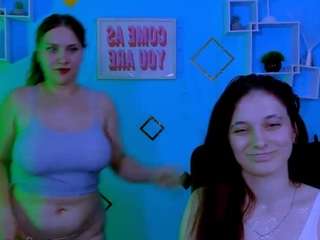 dina-bloom Sex Cam Show