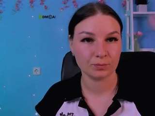 dina-bloom Sex Cam Show