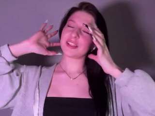 dorijuell's CamSoda show and profile