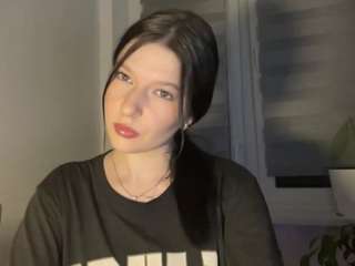 dorijuell's CamSoda show and profile