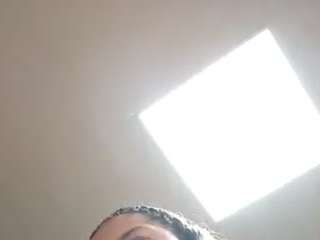 EmilyCM live webcam show
