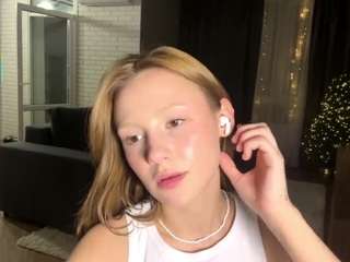 Live webcam model gwennselvy on Soda Cams