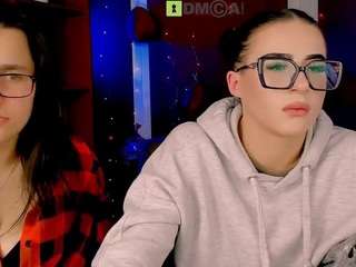 keuli-li's CamSoda show and profile