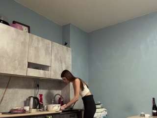 Live webcam model lakiadunkel on Soda Cams