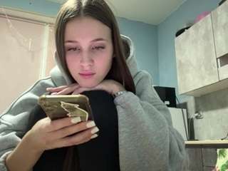 Live webcam model lakiadunkel on Soda Cams