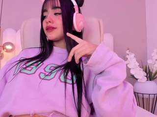 leahrouss webcam model