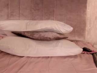 leahrouss Live Webcam on CamSoda