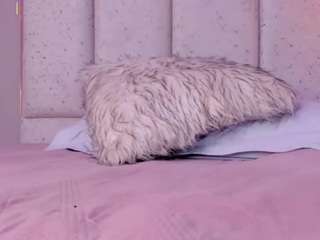 LeahRouss live webcam show