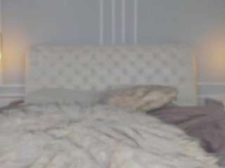 LeahRouss live webcam show
