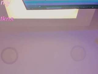 LeahRouss live cam preview