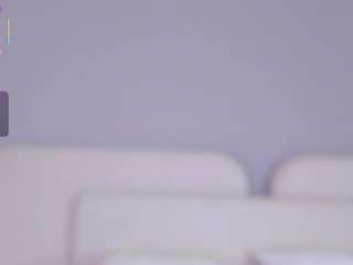 LeahRouss live cam preview