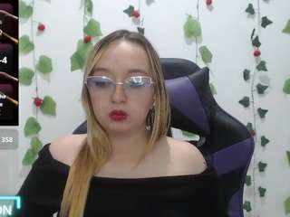 liaaroberts Quirt live webcam