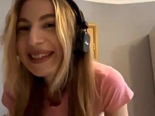 Live webcam model ludivinaobrein on Soda Cams