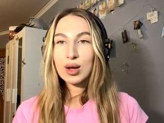 Live webcam model ludivinaobrein on Soda Cams