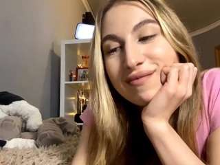 Live webcam model ludivinaobrein on Soda Cams