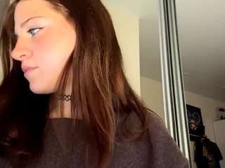 Live webcam model lunahall on Soda Cams