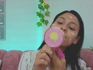 Live webcam model madisoncortes on Soda Cams