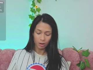 Live webcam model madisoncortes on Soda Cams