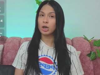 Live webcam model madisoncortes on Soda Cams