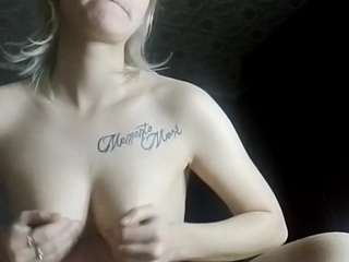 Live webcam model mariamanderson on Soda Cams