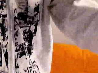 Live webcam model ronnie-rav on Soda Cams