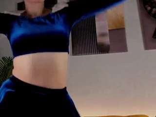 Live webcam model ronnie-rav on Soda Cams