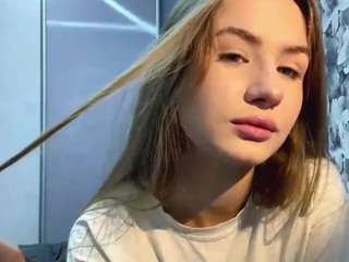 Live webcam model shondacaminita on Soda Cams