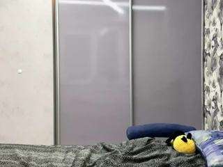 Live webcam model shondacaminita on Soda Cams