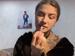 Live webcam model shondacaminita on Soda Cams