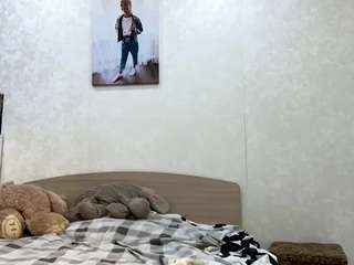 show panty color [55 tokens remaining]