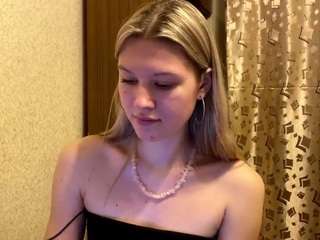 Live webcam model skyedaviss on Soda Cams