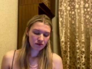 Live webcam model skyedaviss on Soda Cams