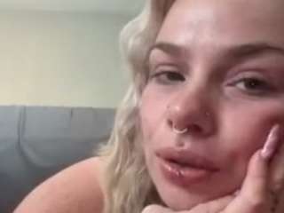 wynterwondrlxxxd Live Webcam on CamSoda