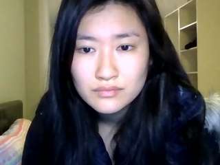 Live webcam model asianannie123 on Soda Cams