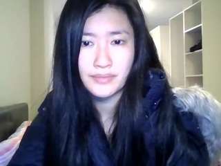 Live webcam model asianannie123 on Soda Cams
