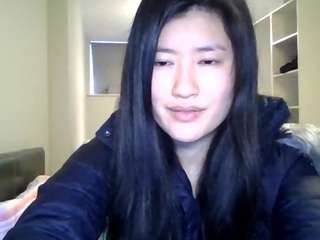 Live webcam model asianannie123 on Soda Cams