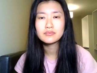 Live webcam model asianannie123 on Soda Cams