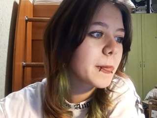 Live webcam model charlenahinaman on Soda Cams