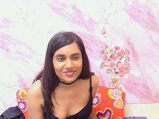 indianskies Live Webcam on CamSoda