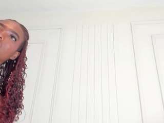 kenia-storm live cam profile