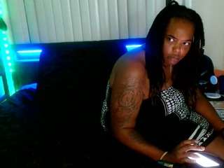 JuicyJasmin