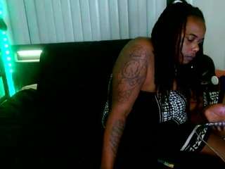 JuicyJasmin
