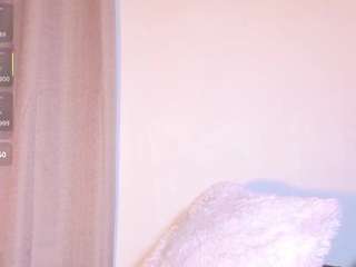 alejandradunn's CamSoda show and profile