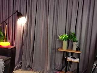 AshlyCzernik live webcam show