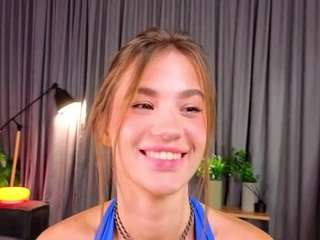 AshlyCzernik live webcam show
